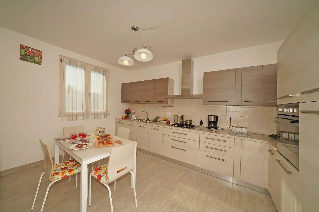 Villa Serraglie Con Piscina Privata Raffa 0*,  İtalya